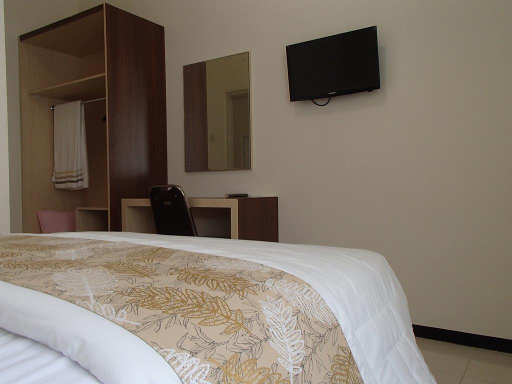 Shakila Guest House Malang Room photo